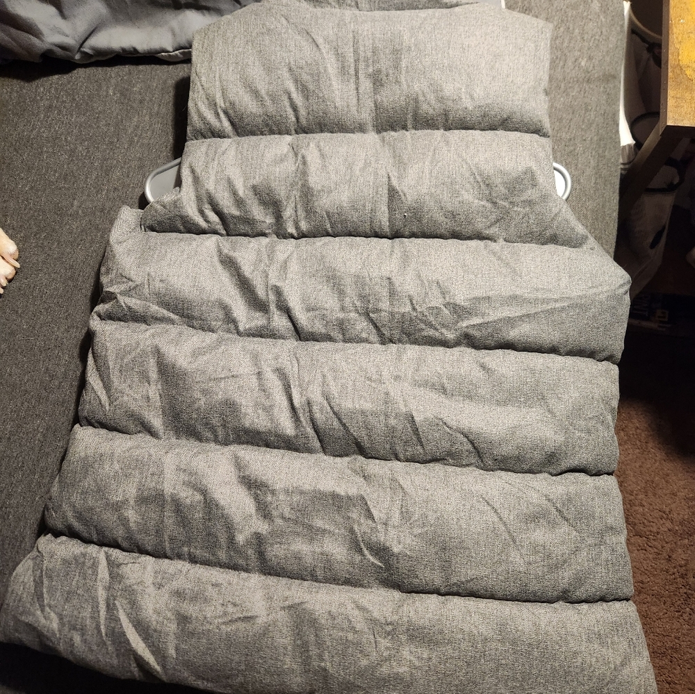 Old Navy Puffer Vest - Picture 2 of 2